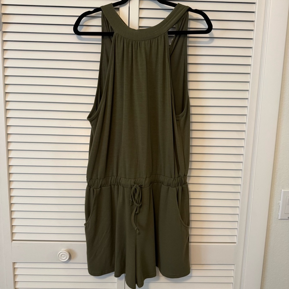 Amazon Olive Green Sleeveless Romper Halter Neck  Size Large - Picture 4 of 9